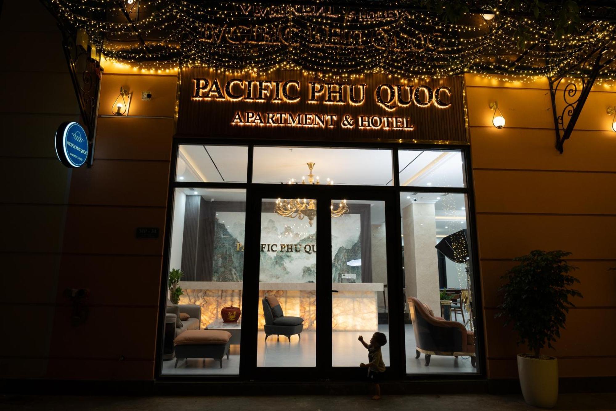 Hotel Pacific &