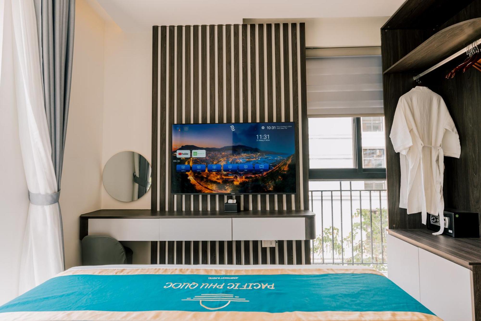 Hotel Pacific &