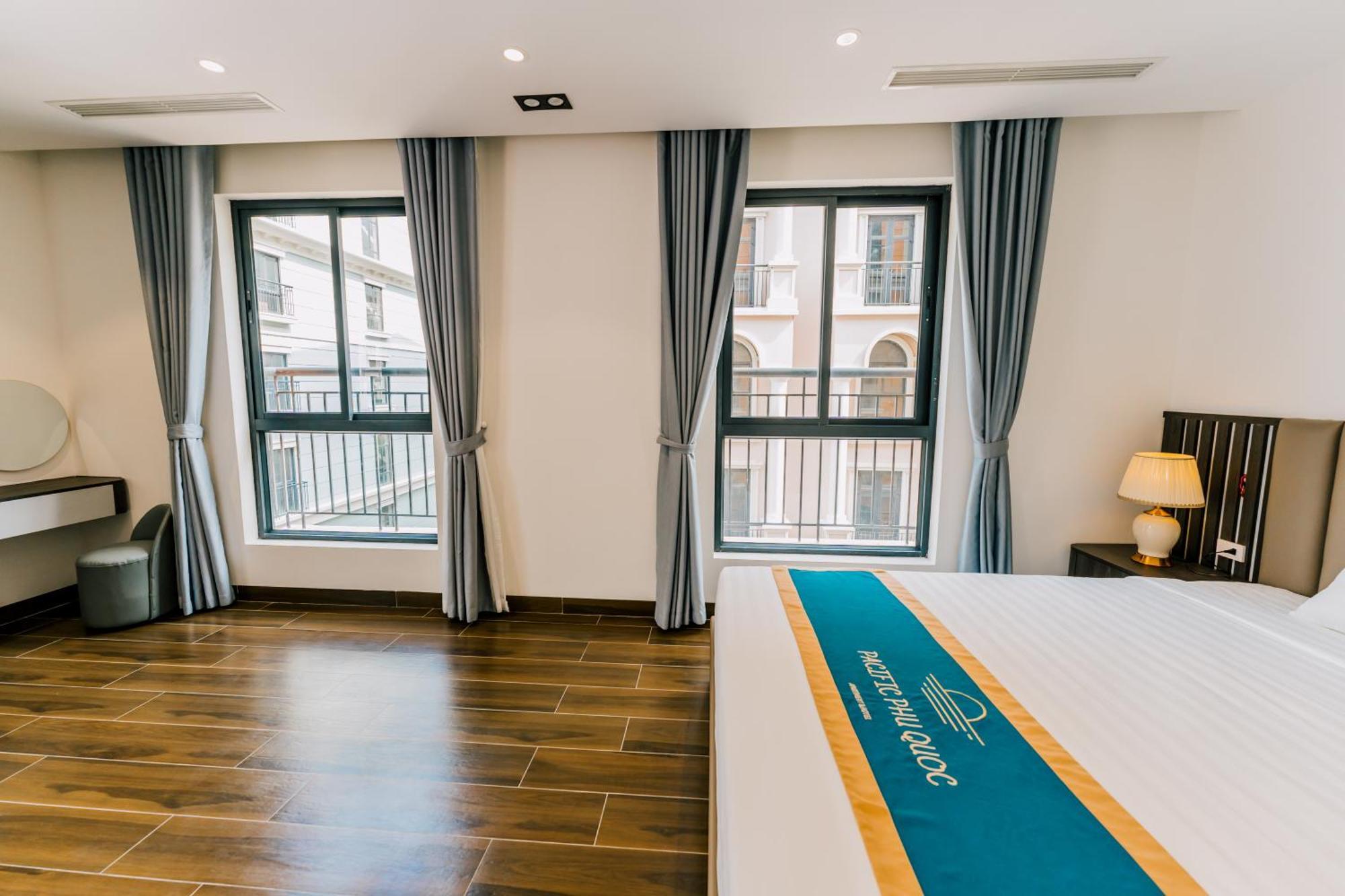 Hotel Pacific & 3*